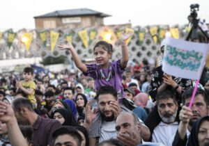 از ایمان تا اجتماع