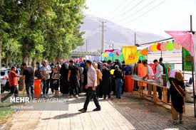 فرهنگ معنوی یا شادی جمعی